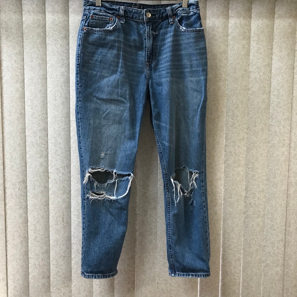 ABERCROMBIE & FITCH Girlfriend/Boyfriend Jeans